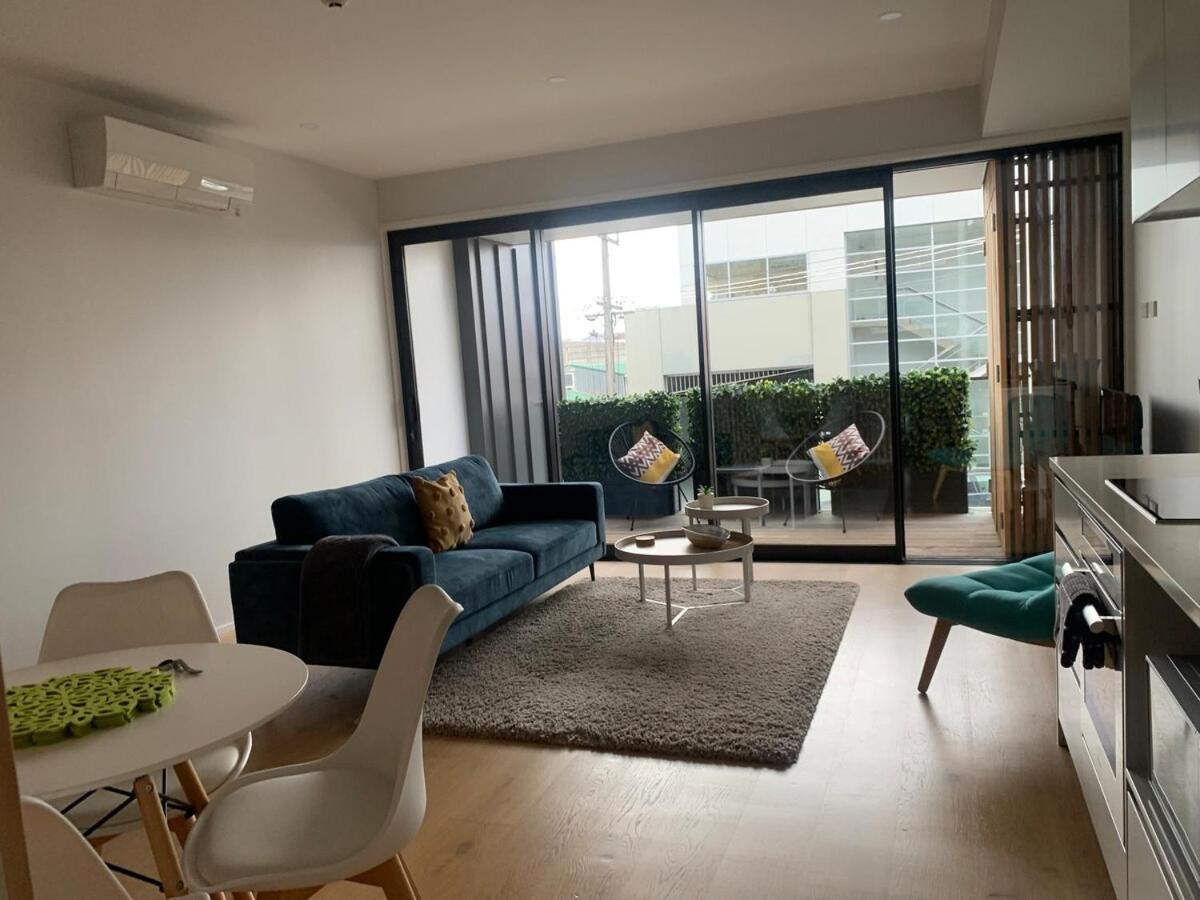 Stylist Large With Balcony Auckland